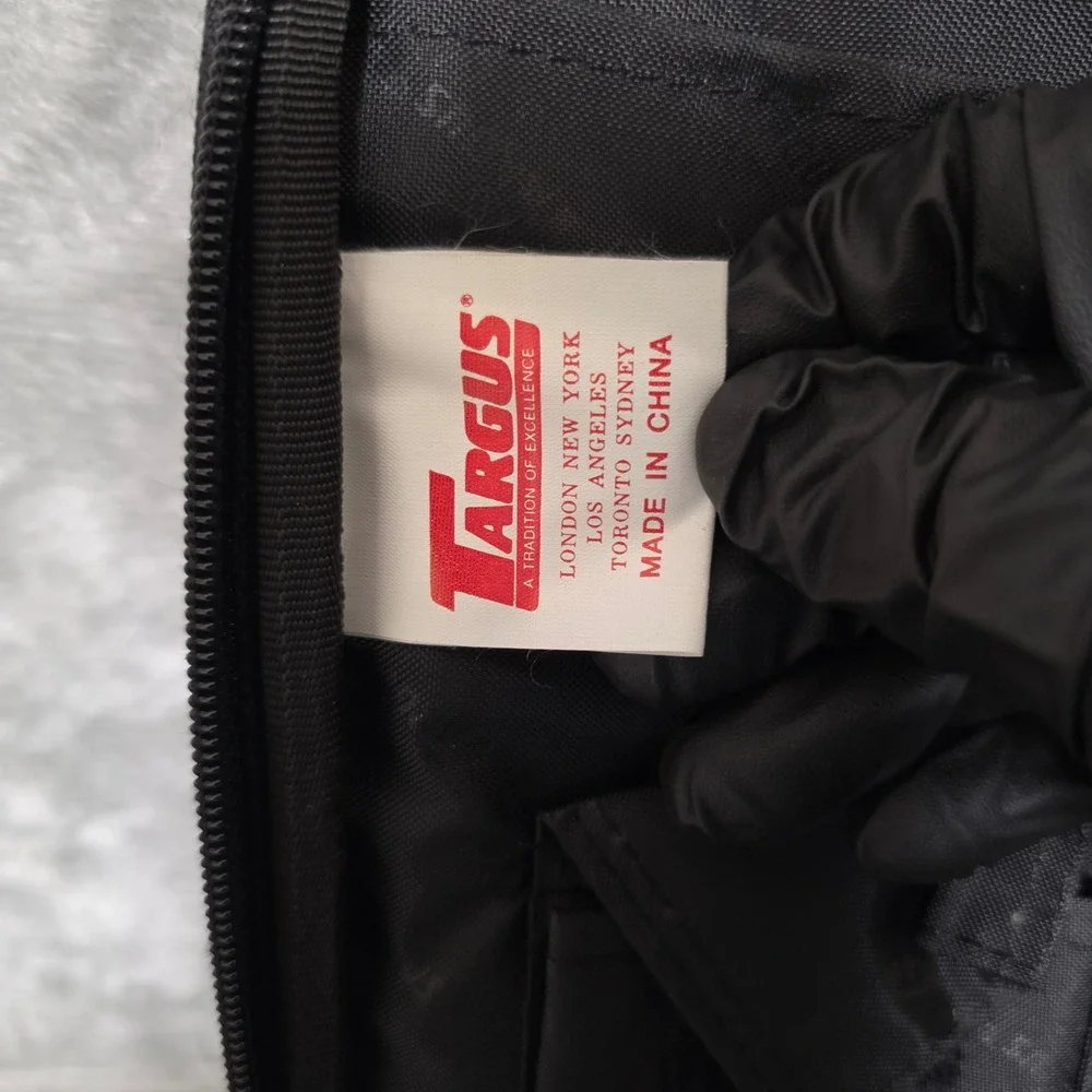 Targus Padded Camera Electronics Travel Bag Case Black FAIR Protective Vintage